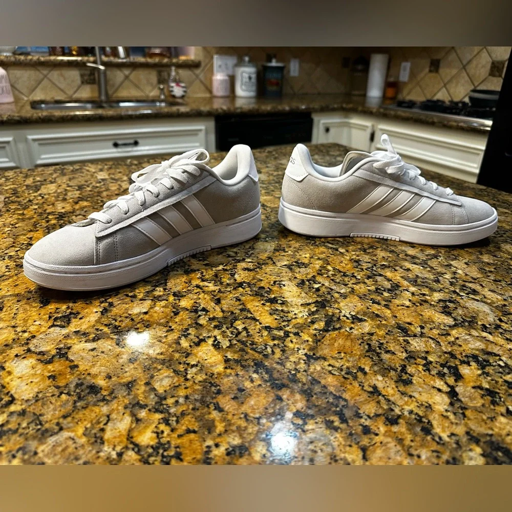 Adidas Gray and White Women's Shoes - Picture 3 of 8